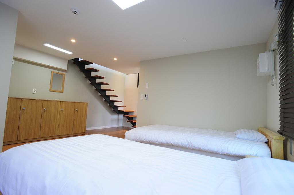 Hannah Guesthouse Чеджу Екстериор снимка
